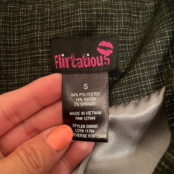 Juniors Pant Suits - Picture 5 of 9